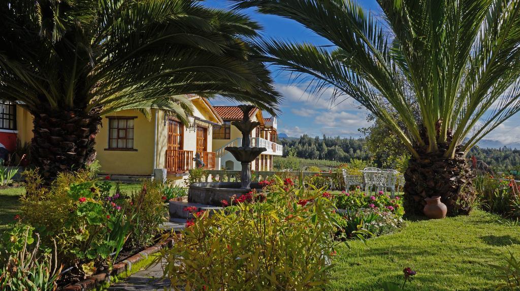 Готель La Quinta Colorada Lasso Екстер'єр фото